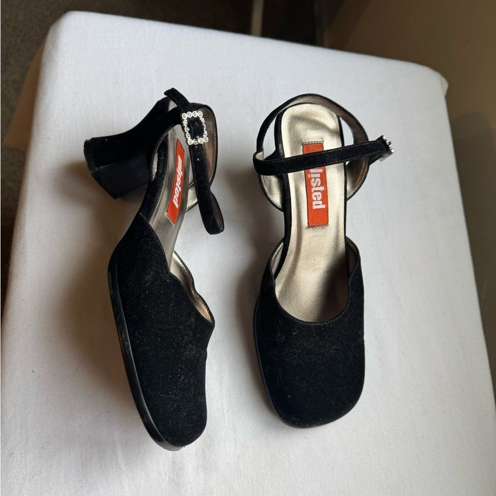 Vintage 90s Rare Unlisted Black Velvet Ankle Strap Heels Size 6 Square Toe